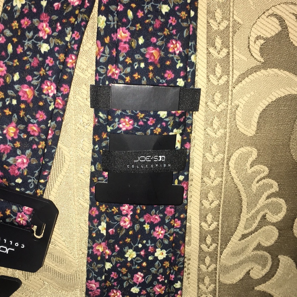 💐 NWT Joe’s Collection Floral Tie - Picture 6 of 8